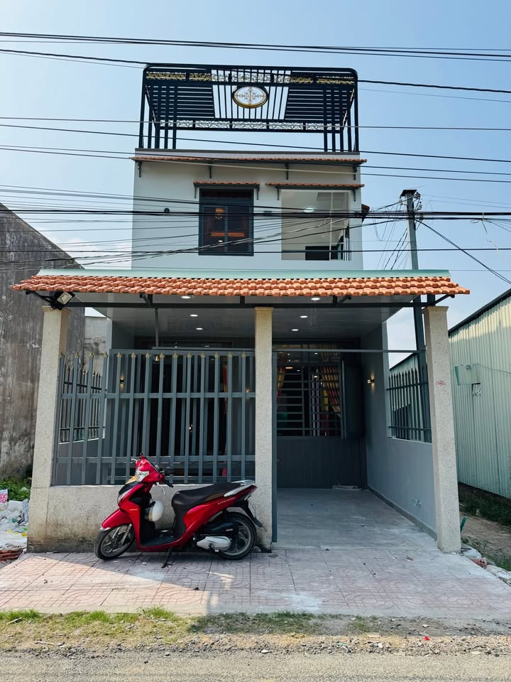 Nhà Mặt Tiền Đường Đoàn Nguyễn Tuấn Bình Chánh 85m² - Mặt tiền kinh doanh!