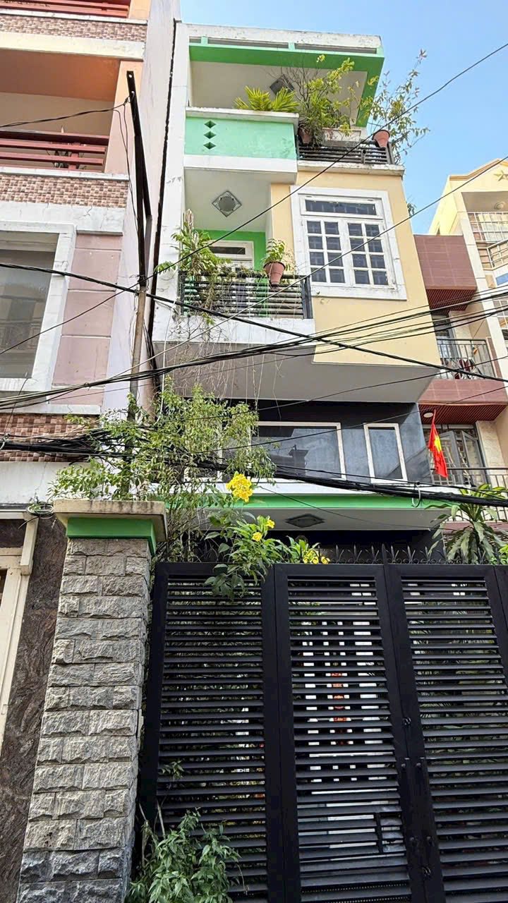 Nhà Hẻm Oto Đoàn Thị Điểm, Phú Nhuận - 56m² 4 Tầng - 11.9 Tỷ