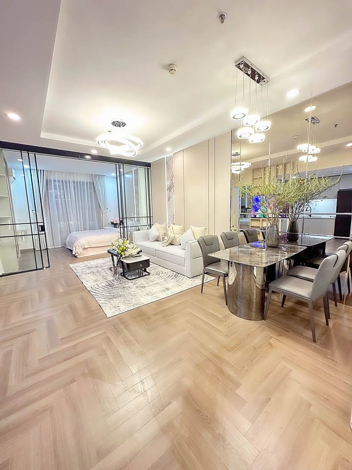 Bán Căn hộ Times City 83m² 2PN - Ban công Nam, Giá 9 Tỷ