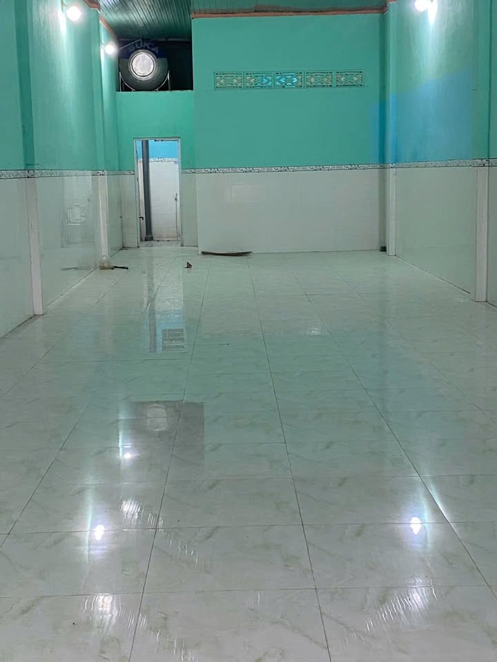 Nhà riêng Quận Tân Bình 110m² giá 4 triệu - Giá tốt hiếm có!