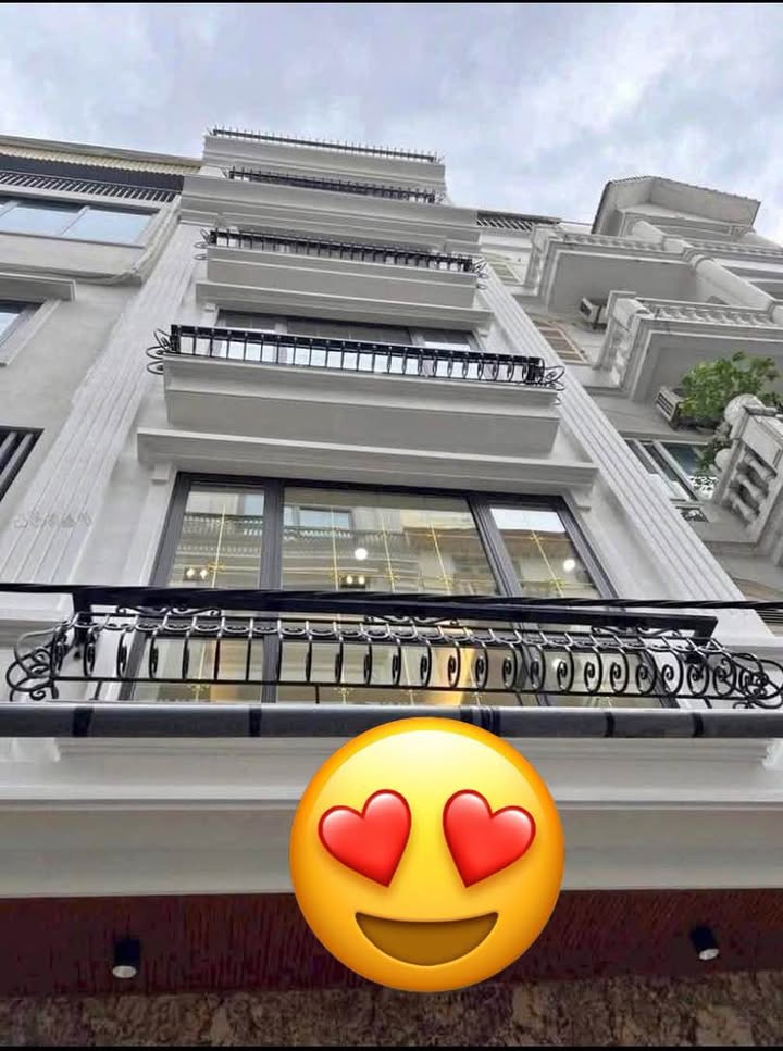 Nhà riêng Xuân Đỉnh 51m² - Ô tô vào tận nhà, sổ đỏ nở hậu!