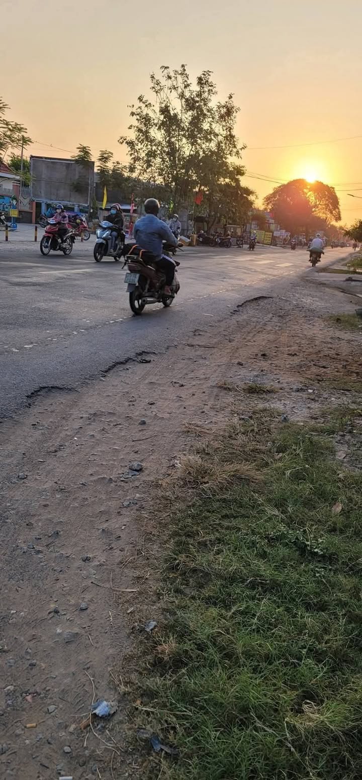 Đất nền QL57 Bình Đại 199m² - Pháp lý rõ ràng, sổ hồng!