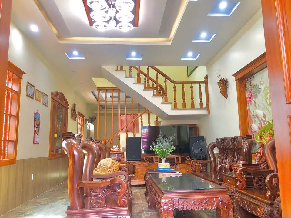 Nhà 3 Tầng 5PN Hẻm 1058 30/4 Vũng Tàu - Giá 10 Triệu/Tháng