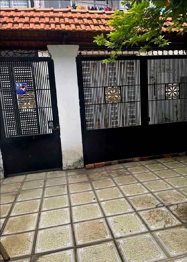 Nhà 130m² Tô Ký, Q12 - 2 Tầng, Sổ Hồng, Giá 6 Tỷ TL