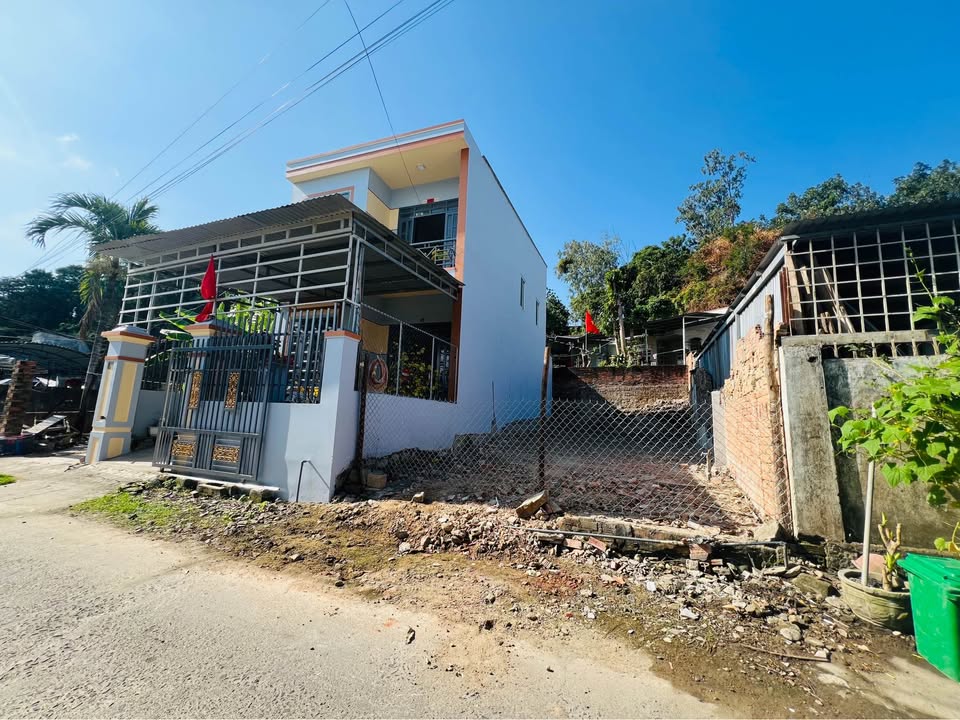 Bán Đất Đường Núi Cấm 114m² - Sổ Hồng Chính Chủ - Gần KĐT Mỹ Gia Nha Trang