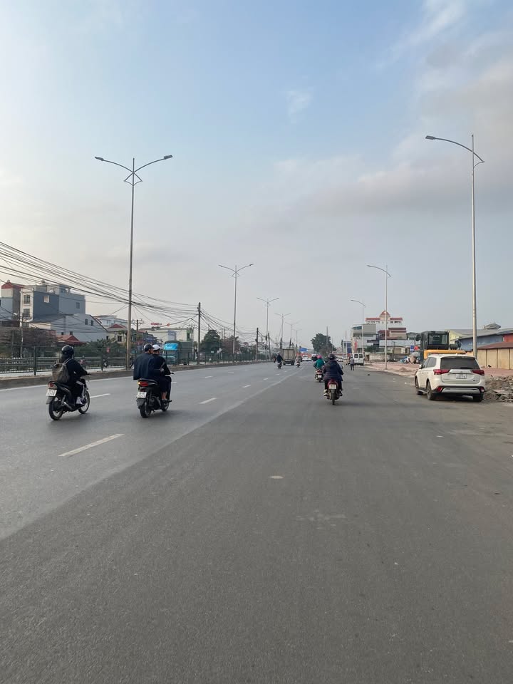 Nhà Lô Góc Mặt Phố Ngọc Hồi, 123m², 4 Tầng - Kinh Doanh Đỉnh Cao