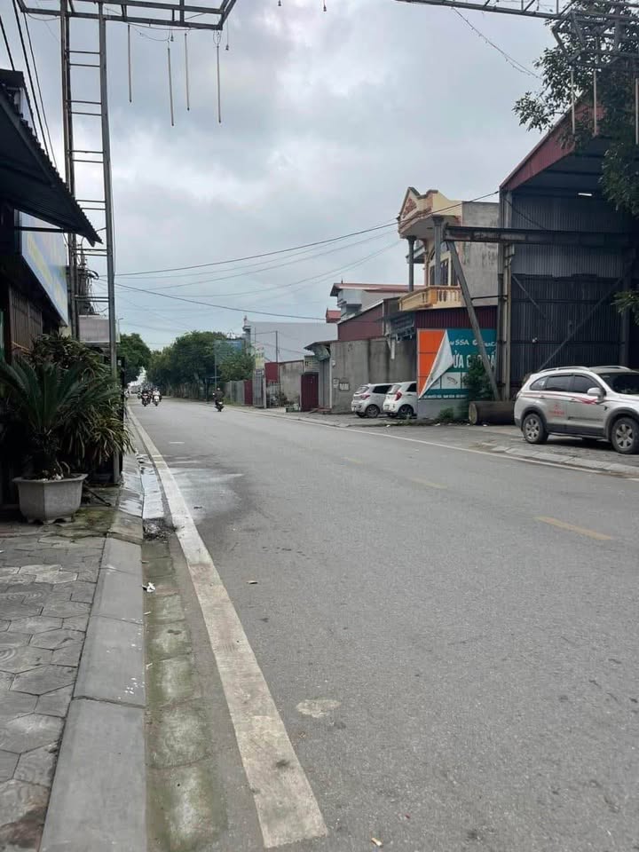 Đất nền Nam Sách 87.9m² Nguyễn Trãi - Sổ đỏ chính chủ, ô tô vào tận nơi!