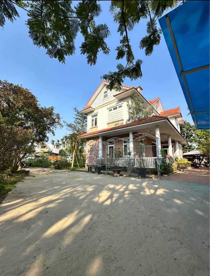 Đất nền Nguyễn Sinh Cung 100m² giá 2.3 tỷ - Sổ đỏ chính chủ