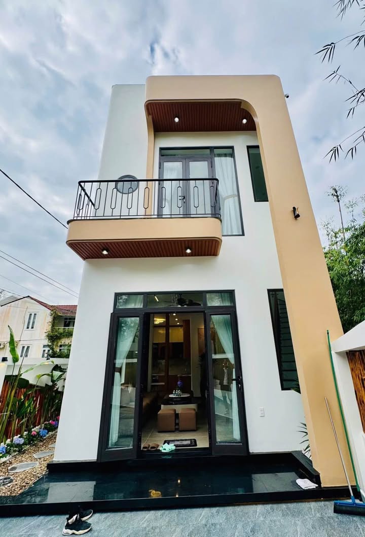 Nhà Phố Thủy Xuân, Huế 100m² - Full Nội Thất, Sổ Hồng Chính Chủ