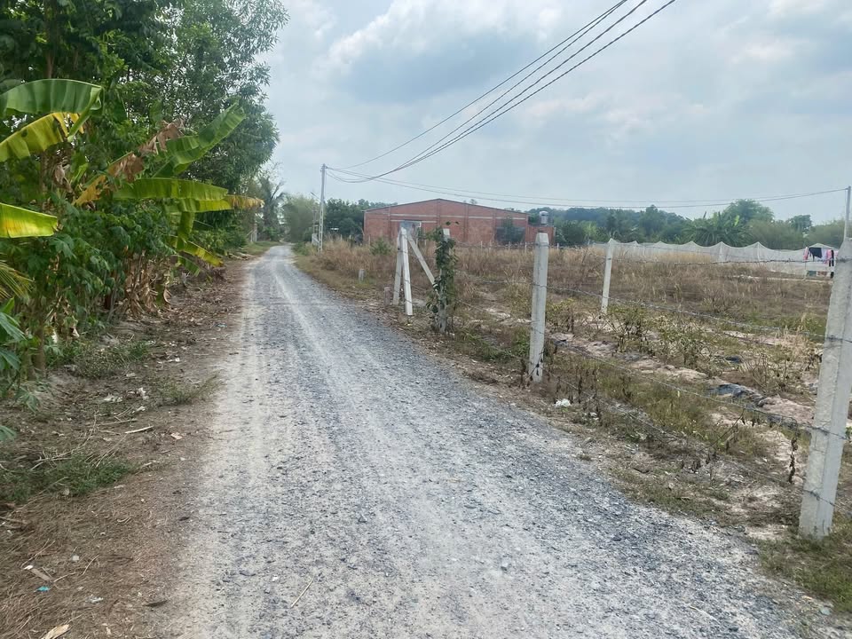 Đất nền Trường Hòa, Tây Ninh 600m² giá 1.2 tỷ - Sổ đỏ chính chủ