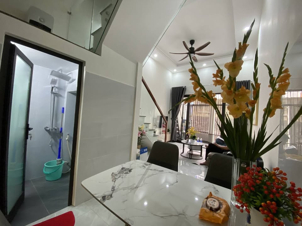 Bán nhà Hải Châu 35m² giá 4.6 tỷ - Ô tô vào tận nhà ngay Cầu Rồng