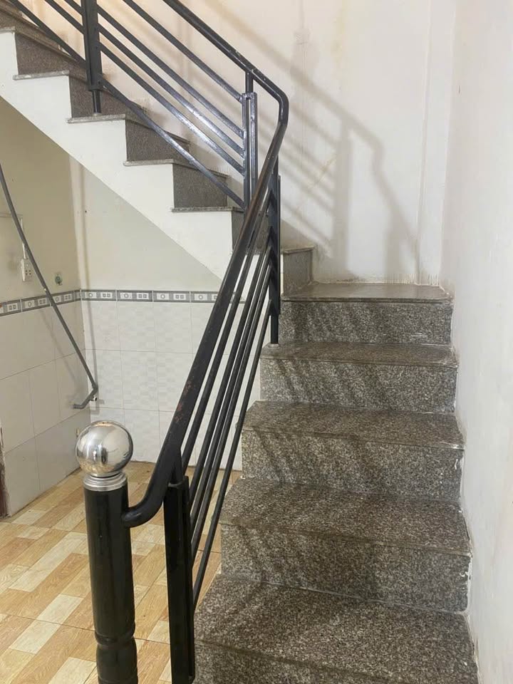 Nhà Cho Thuê Hóc Môn 2PN, 2WC - Đường Xe Tải, Giá 4.5 Triệu/Tháng