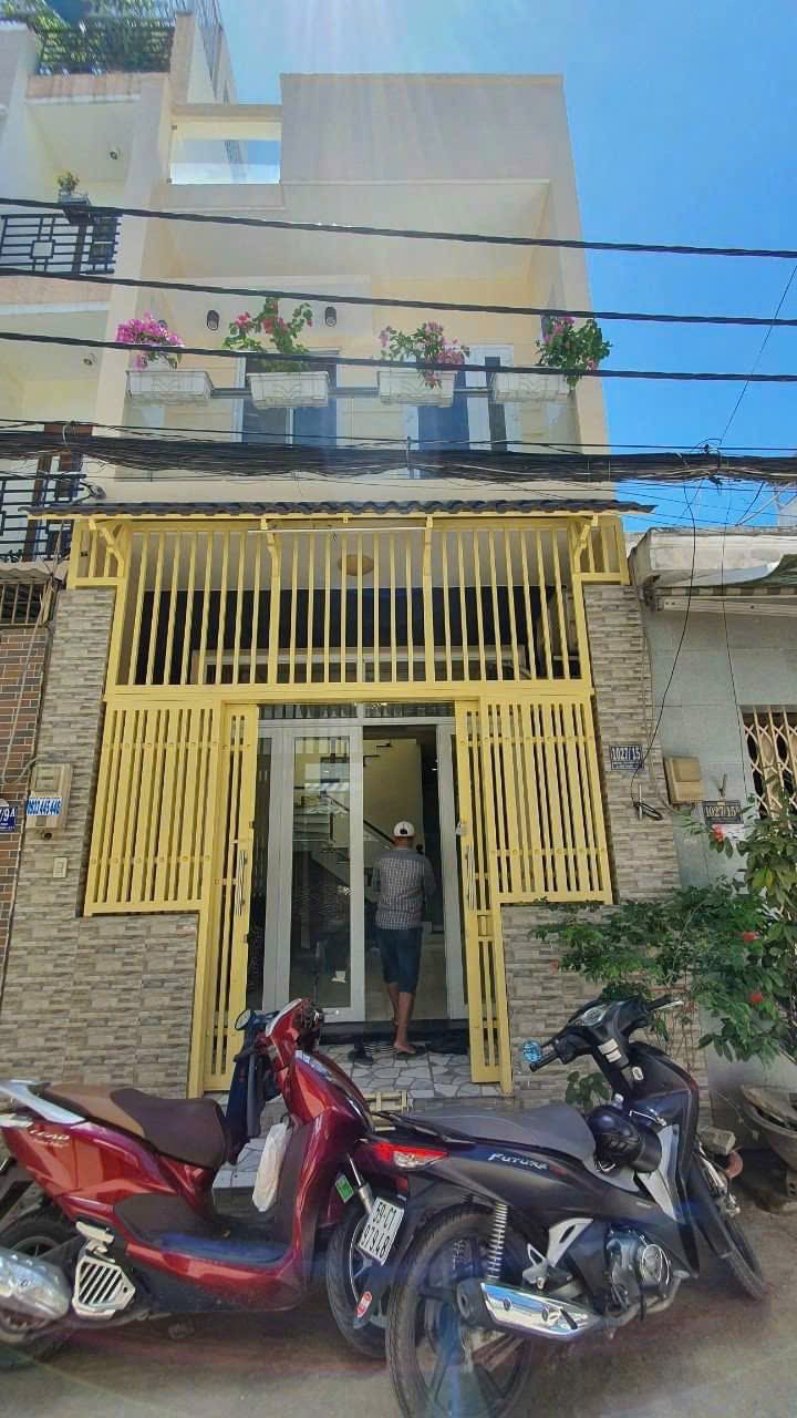 Nhà thuê Quận 7, 48m², 12 triệu - Vị trí đẹp kinh doanh tốt!