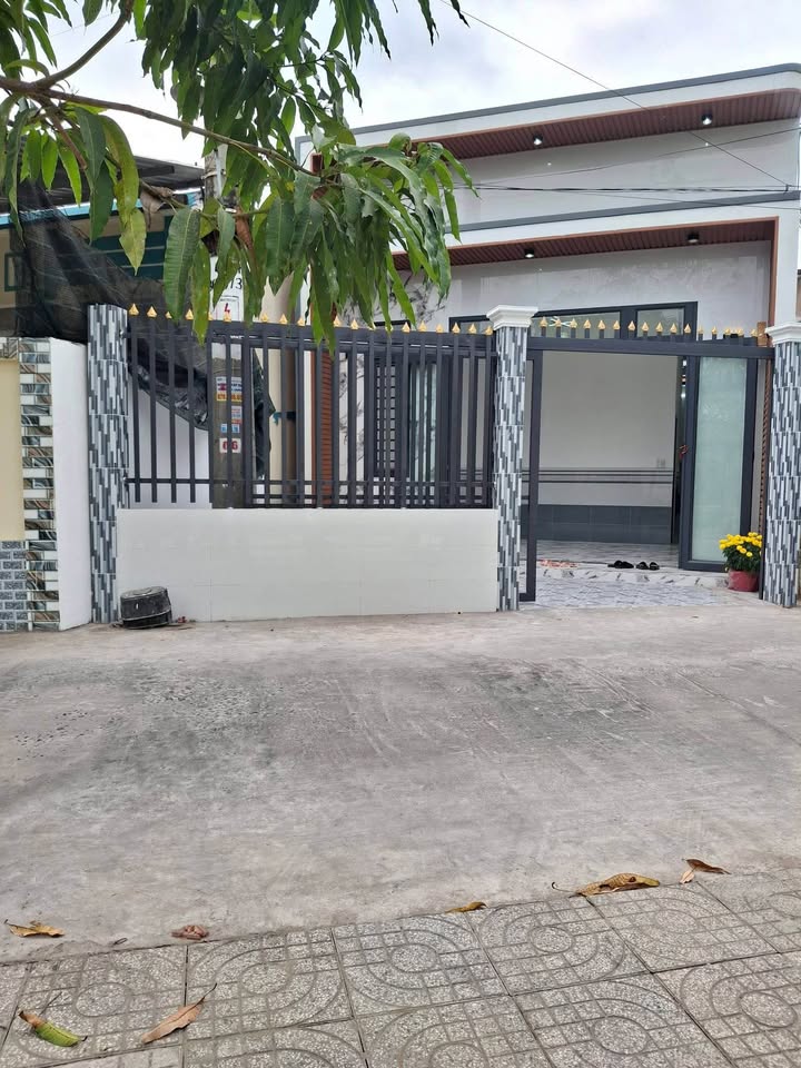 Bán Nhà Phố Quận Cái Răng 100m² Giá 1.63 Tỷ - Sẵn Sàng Ở Ngay!