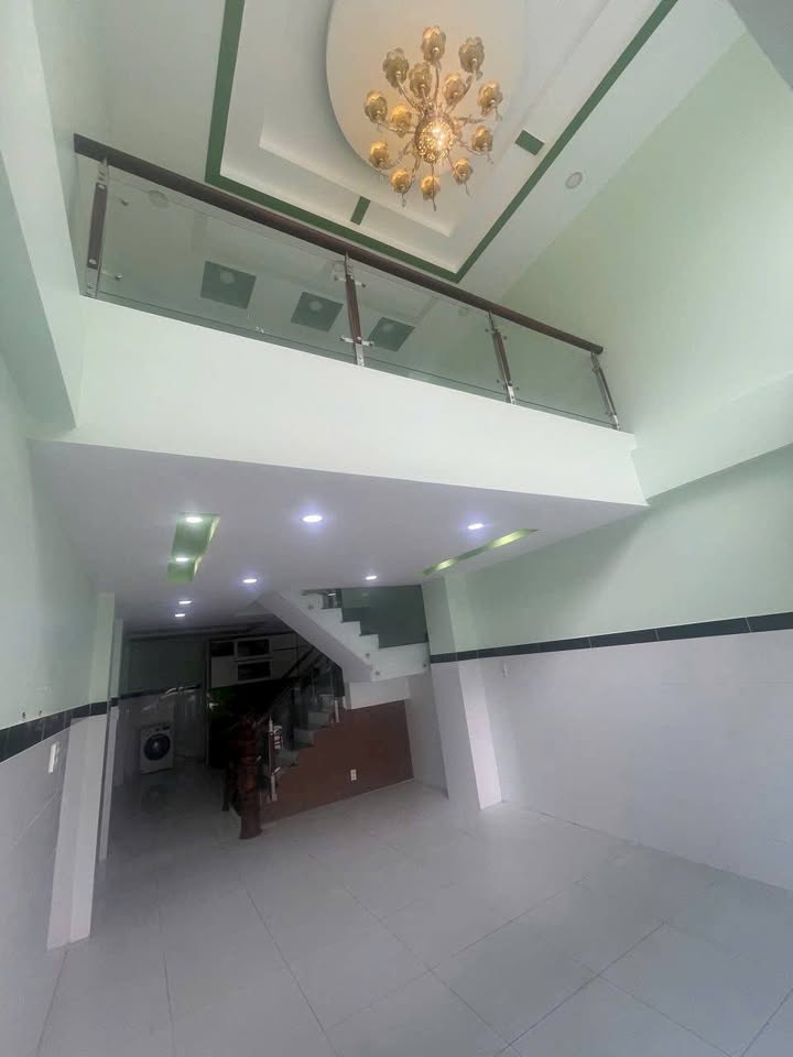 Nhà 5 Tầng Full Nội Thất Đường Lê Văn Việt, Thủ Đức - Giá 13 Triệu/Tháng