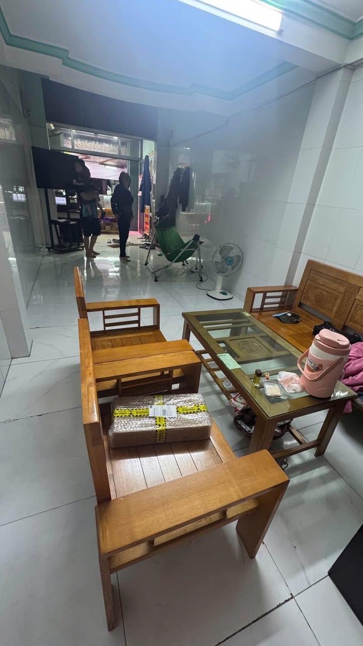 Bán nhà mặt tiền Chợ Phương Sài Nha Trang 72m² - Vị trí đắc địa!