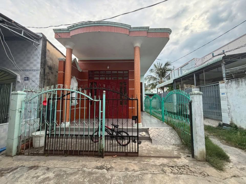 Bán Nhà Riêng Xã Phước Bình 100m² 1.5 Tỷ - Giá Tốt Hiếm Có!