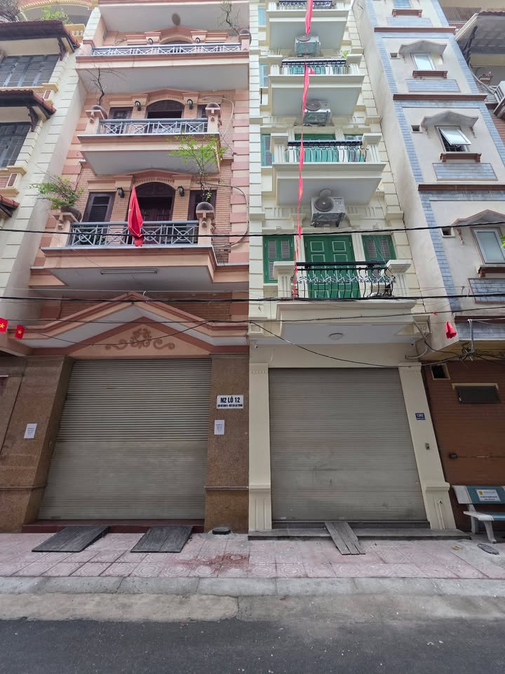 Nhà phố Lạc Trung 68m² giá 20 tỷ - Mặt tiền kinh doanh