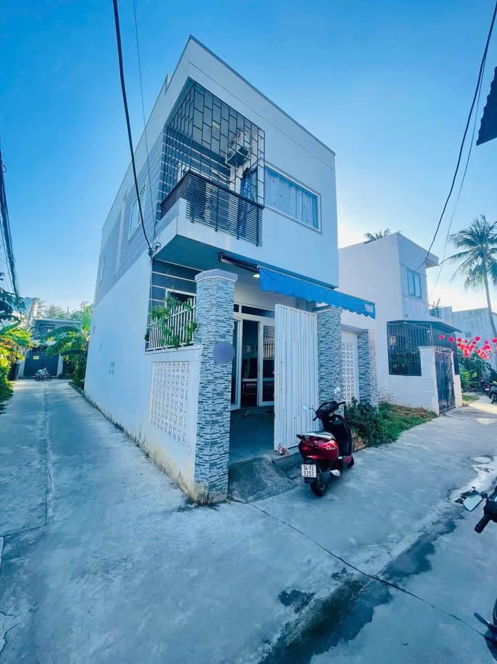 Bán nhà 2 tầng Lương Đình Của Nha Trang 63m² - Hẻm ô tô, giá tốt hiếm có!