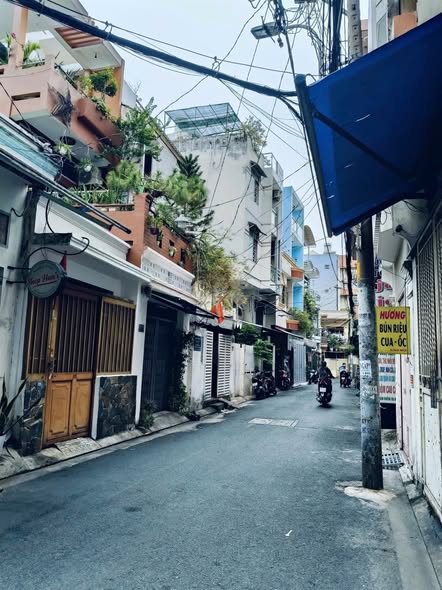 Nhà Cô Bắc Phú Nhuận 15m² - Sẵn sàng ở ngay, 3.55 tỷ!