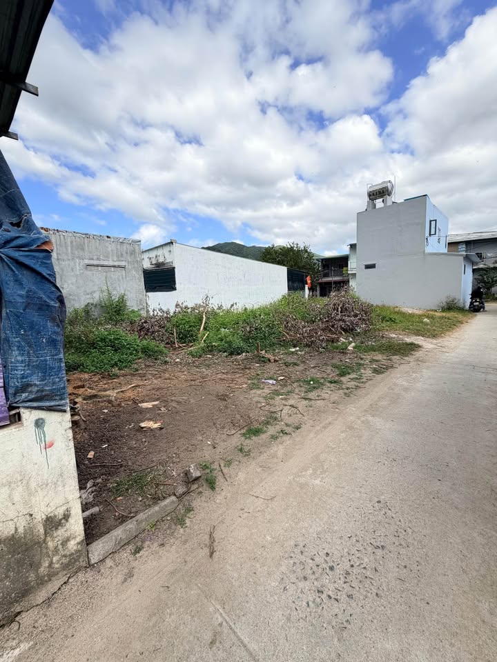 Đất Phước Đồng Nha Trang 72.3m² Sổ Hồng - Giá 1.35 Tỷ Bao Sổ