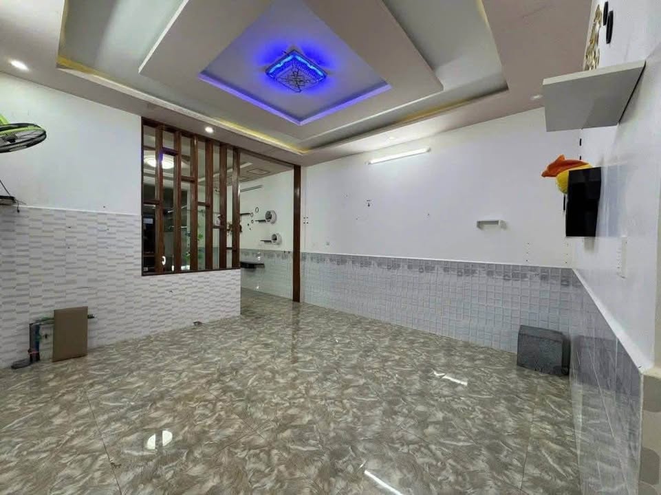 Bán nhà Lương Thế Vinh Liên Nghĩa 125m² giá 3.9 tỷ - Vị trí đẹp