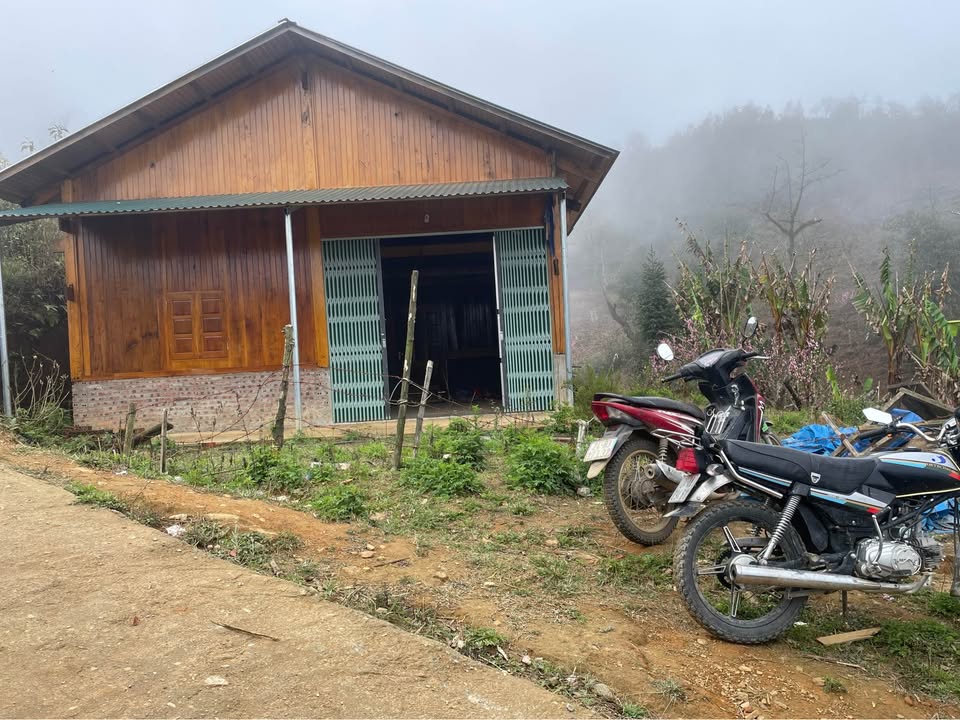 Đất vườn Y Tý Lào Cai 400m² - Nghỉ dưỡng lý tưởng, giá F0!