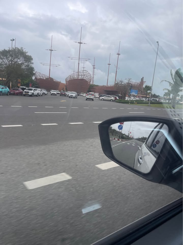 Nhà phố 250m² Đường 30/4, Hải Châu - Thích hợp KD, giá 35 triệu