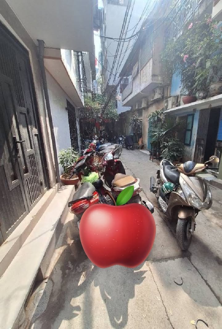 Nhà riêng Bạch Mai 20m² nhỉnh 5 tỷ - Sẵn sàng ở ngay!