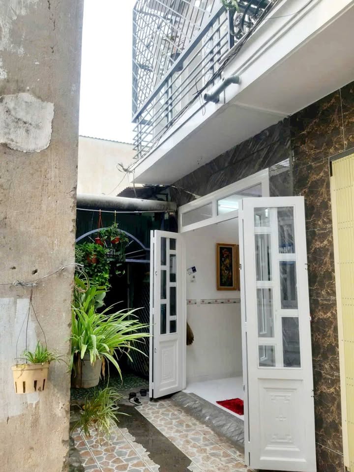 Nhà 2PN Quận 12 4.5 Triệu/Tháng - Giá tốt hiếm có!