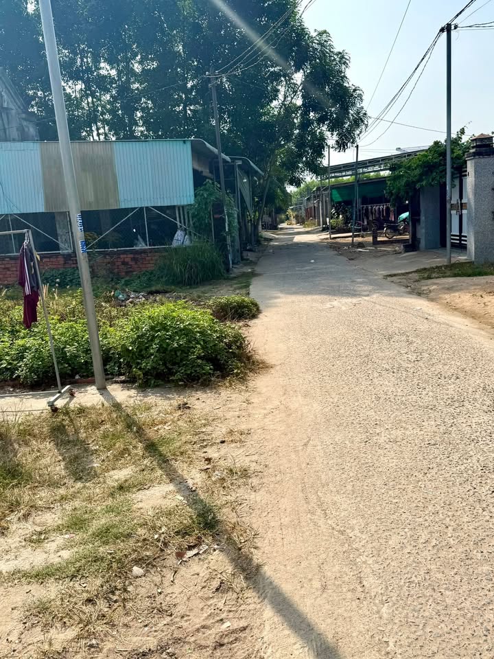 Bán đất 322m² Xuân Lộc, Đồng Nai - Gần Chợ Việt Kiều, Giá 1.3 Tỷ