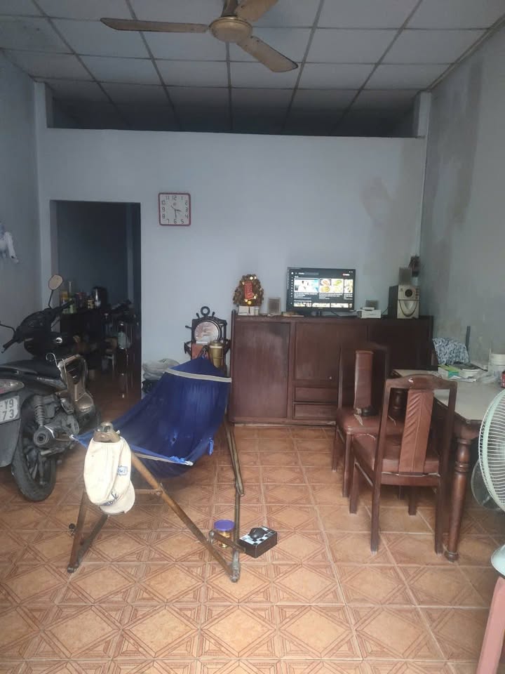 Nhà Cấp 4 Tân Thới Nhì Hóc Môn - 80m² Giá 2.65 Tỷ, Sổ Hồng Riêng