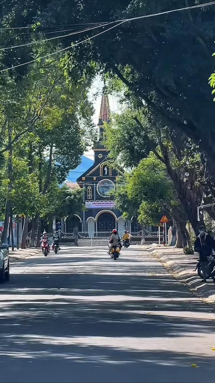 Bán Đất Vàng Đường Lý Tự Trọng, Kon Tum - 125m² Sổ Đỏ Chính Chủ