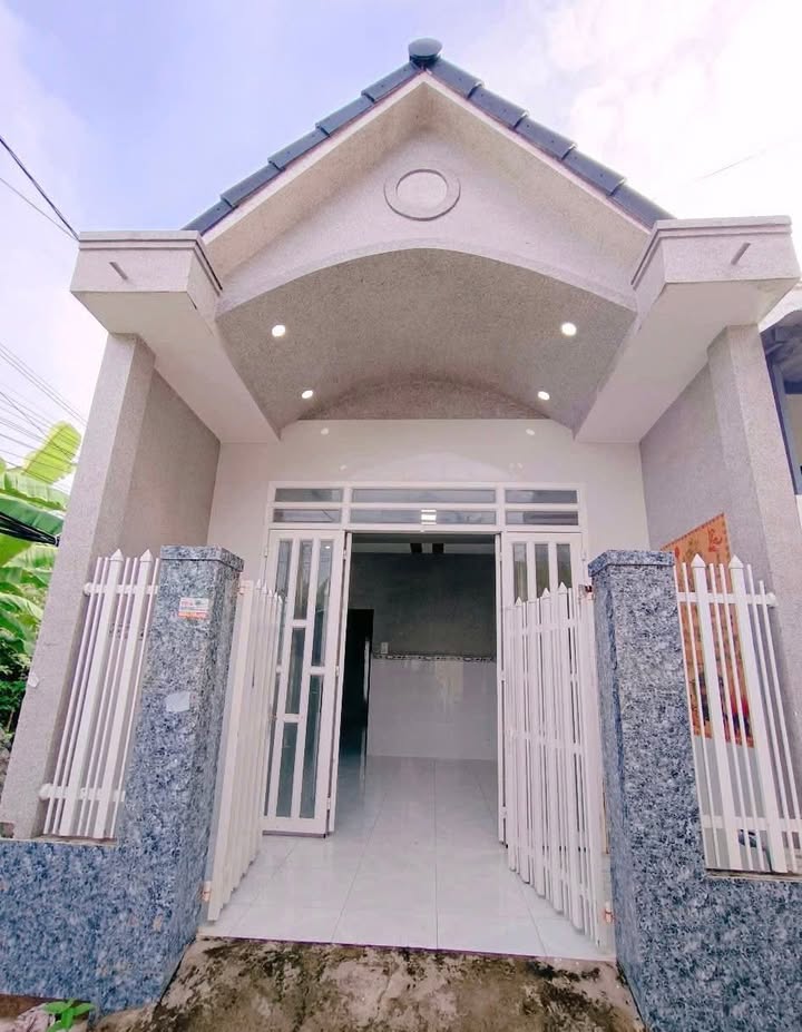 Nhà Nguyên Căn Xã Trung An Mỹ Tho 64m² 2.8 Triệu/Tháng - Sẵn Sàng Ở Ngay!