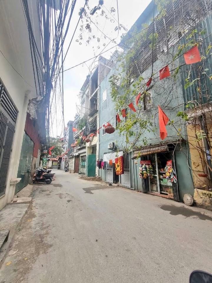 Nhà Lô Góc Hoàng Mai 42m² 5 Tầng - Kinh Doanh, Ô Tô, Hơn 11 Tỷ