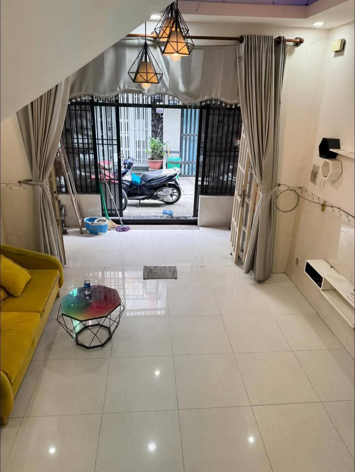 Nhà riêng Bình Tân 40m² giá 4.55 tỷ - Sẵn sàng ở ngay!