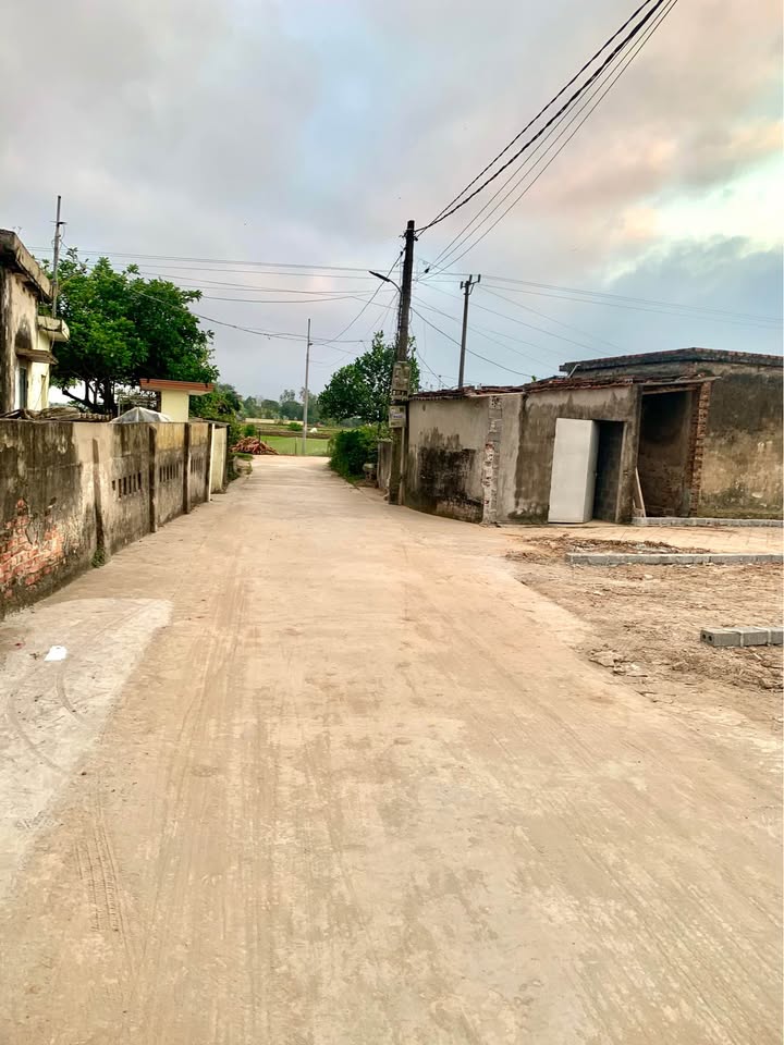 Đất nền Vũ Thắng Kiến Xương 80m² giá 3xx triệu - Giá tốt hiếm có