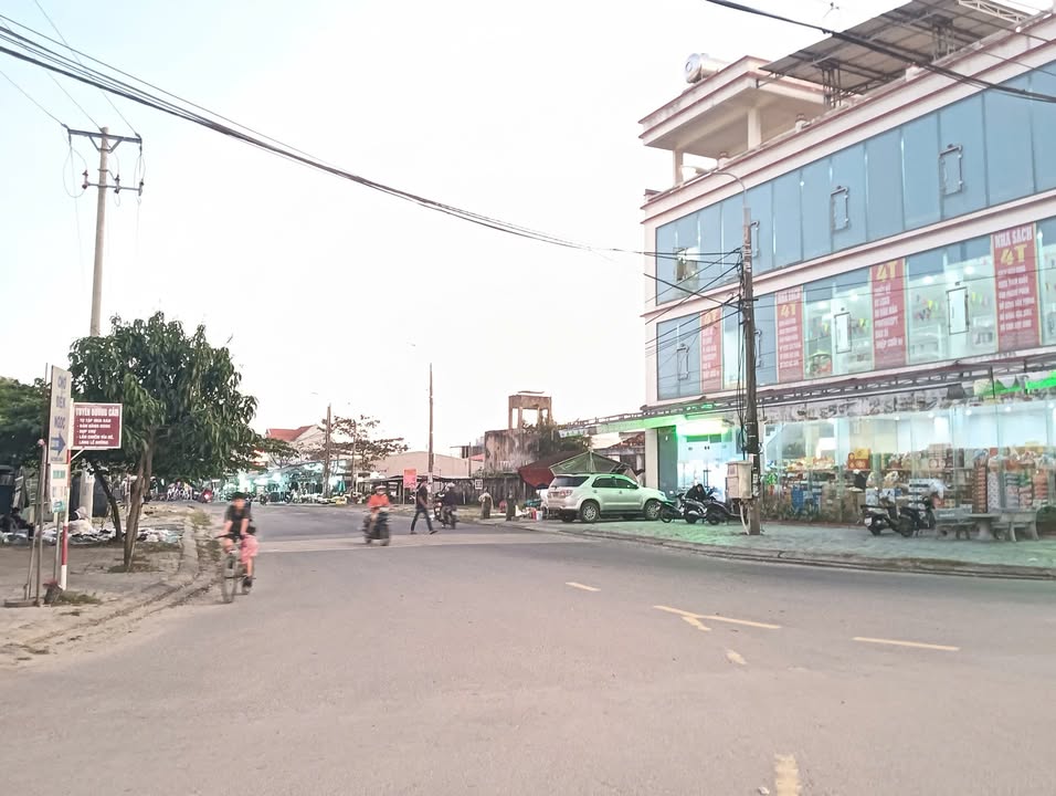 Bán đất mặt tiền Trần Hưng Đạo Điện Ngọc 125m² 6 tỷ Vị trí đắc địa