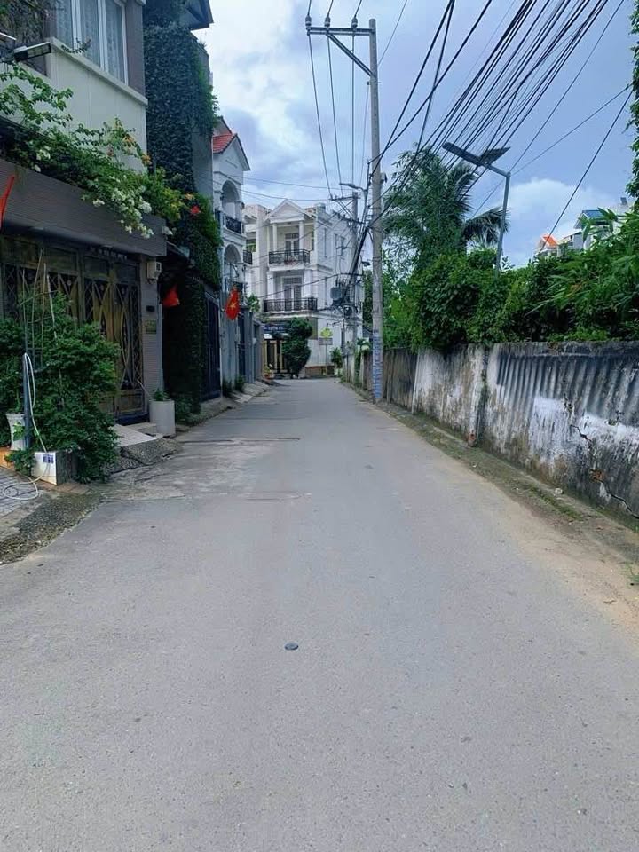 Đất nền Thủ Đức 60m² mặt tiền QL13 - Giá 3.2 tỷ, sổ hồng riêng