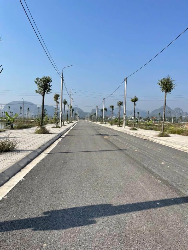 Đất nền Đông Sơn 120m² nhỉnh 1 tỷ - Sổ đỏ chính chủ, sang tên ngay!