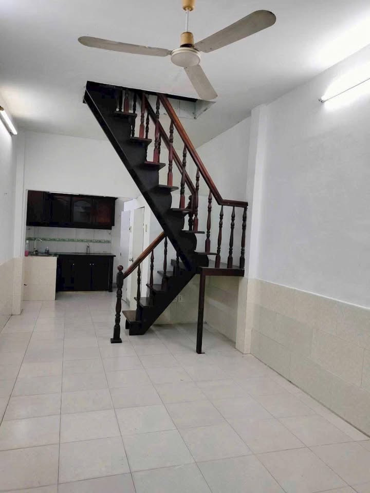 Nhà nguyên căn Hẻm 417 Quang Trung Gò Vấp 7 triệu - Hẻm xe hơi, ở ngay!