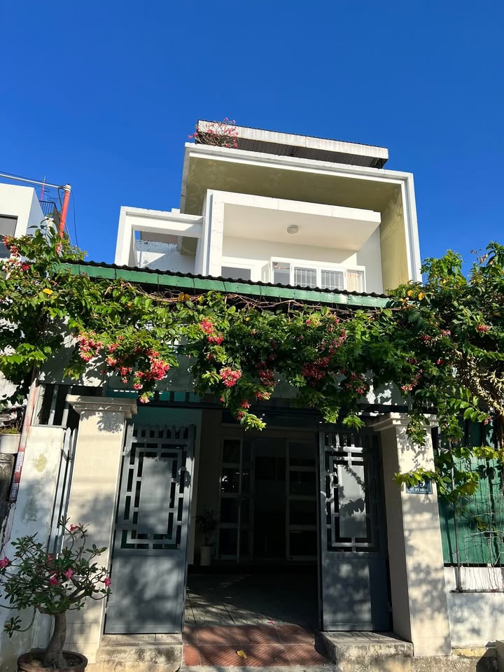 Nhà riêng Nha Trang 100m² 8.4 tỷ - Sẵn sàng ở ngay