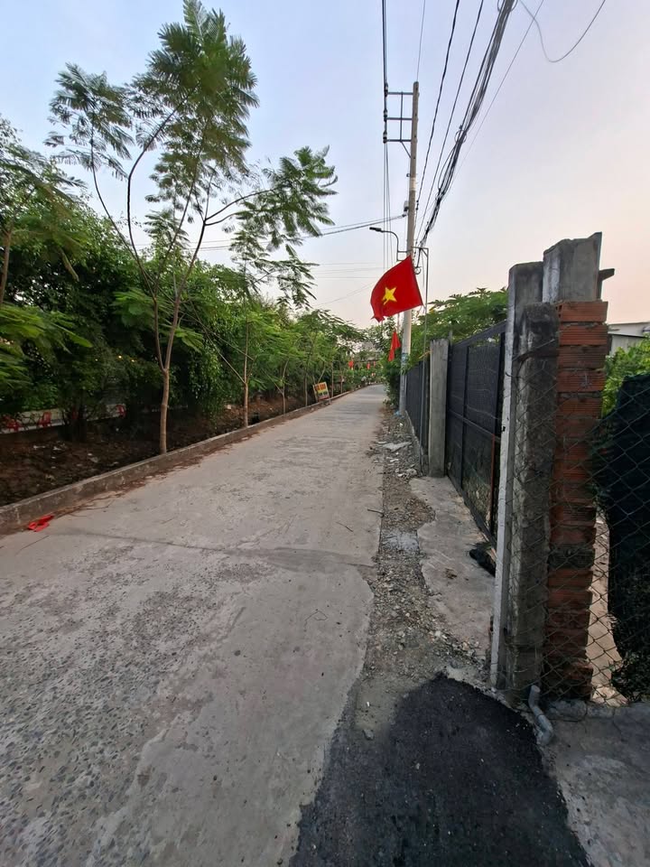 Cho thuê nhà Thạnh Xuân 25 Quận 12 - 81m² - Ô tô vào tận nhà