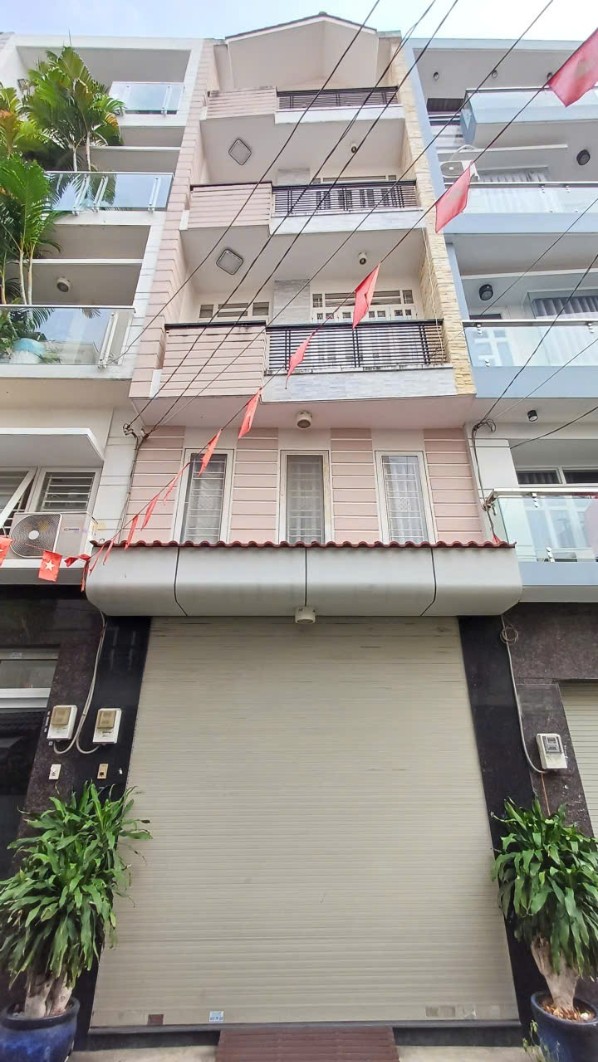 Nhà 5 Tầng VIP Năm Châu, Tân Bình - 95m², 6PN, Ô Tô Cất Trong Nhà - 8.8 Tỷ