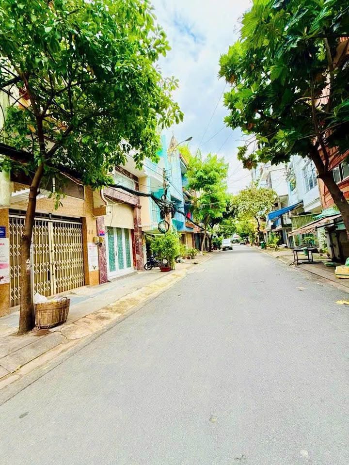 Nhà Phố Mặt Tiền Đường Số 2 Quận 6 - 100m², 10.9 tỷ, Kinh doanh ngay!