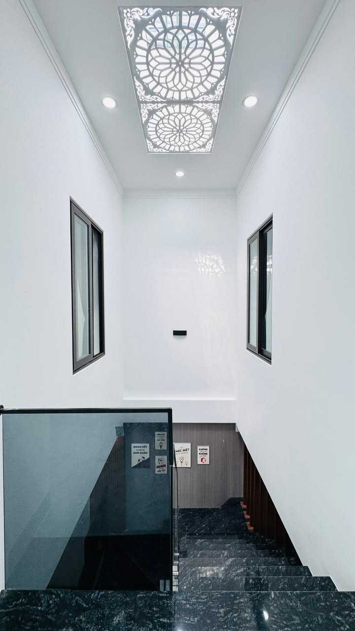 Nhà Tân Cổ Điển 5x19m Hẻm 66 Lý Chính Thắng, Pleiku - 2.25 Tỷ