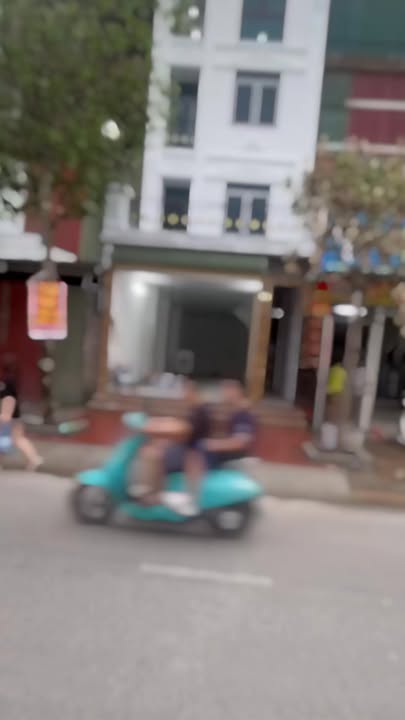 Cho thuê mặt bằng 71m² kinh doanh sầm uất tại Hà Đông - Vỉa hè rộng, đỗ ô tô