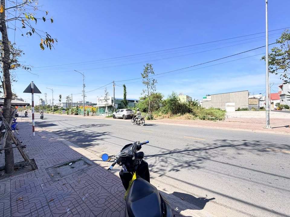 Đất Mặt Tiền Nguyễn Văn Côn, Gò Công - 86m² Hướng Đông Bắc, Giá 2.5 Tỷ