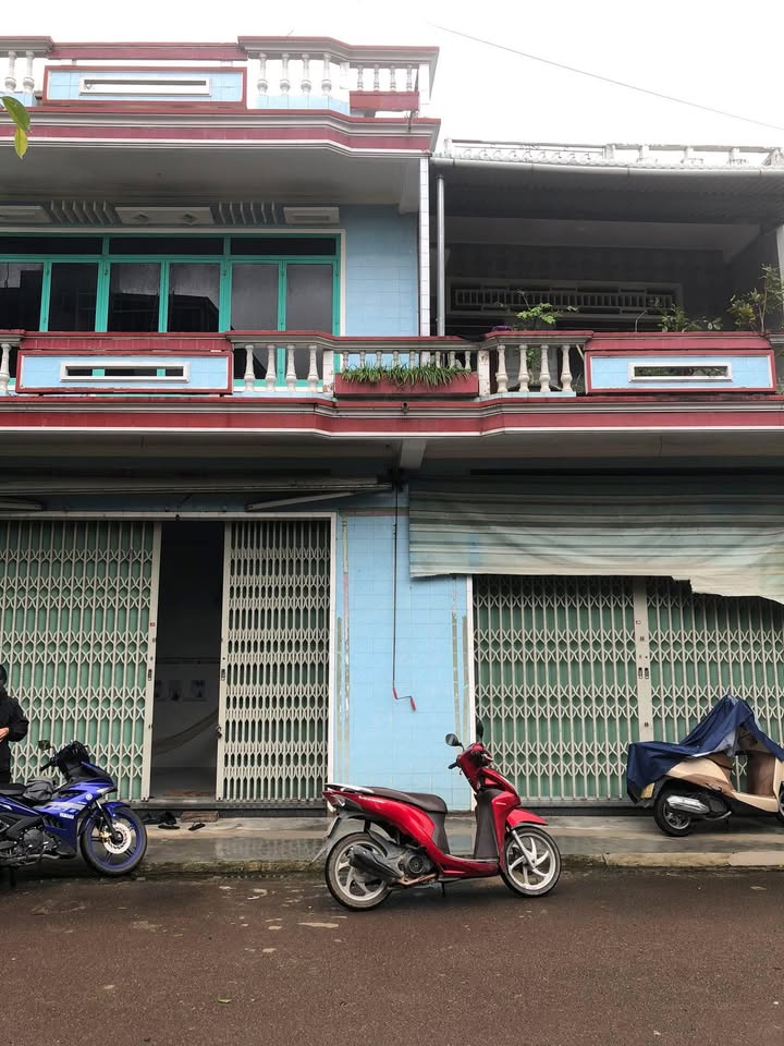 Nhà Mặt Tiền Phan Đình Phùng, TT. Phú Phong - Kinh Doanh Sầm Uất, Giá 2 Tỷ