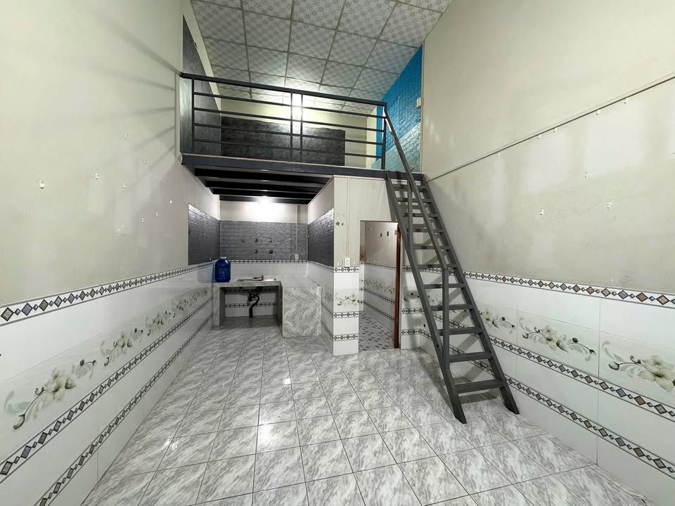 Phòng trọ 25m² gần Cầu Trần Hoàng Na, Cần Thơ - Sẵn sàng ở ngay!